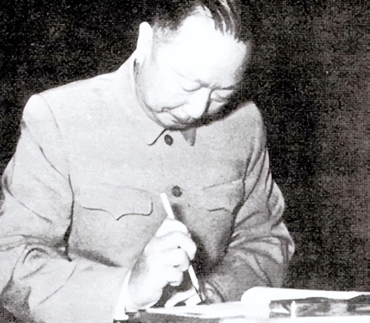 *荣臻聂**原配龙升贤：独守空房76年，执意不改嫁，91岁孤独离世