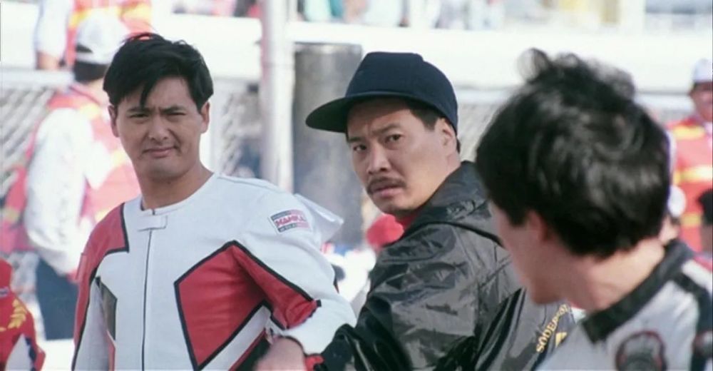 吴孟达黄金配角无奈哭的片段,吴孟达黄金右脚被打断