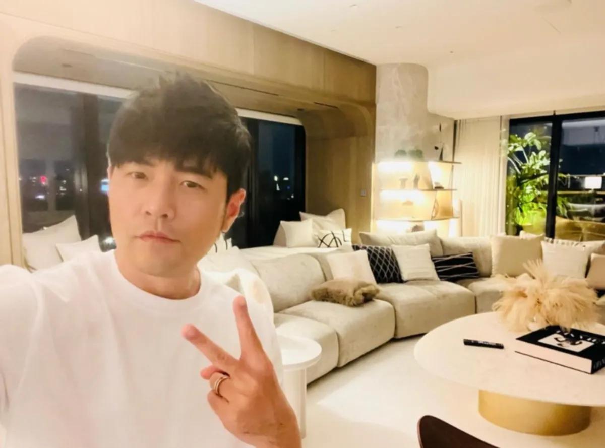 周杰伦的车蝙蝠车,周杰伦摩托车2000多万