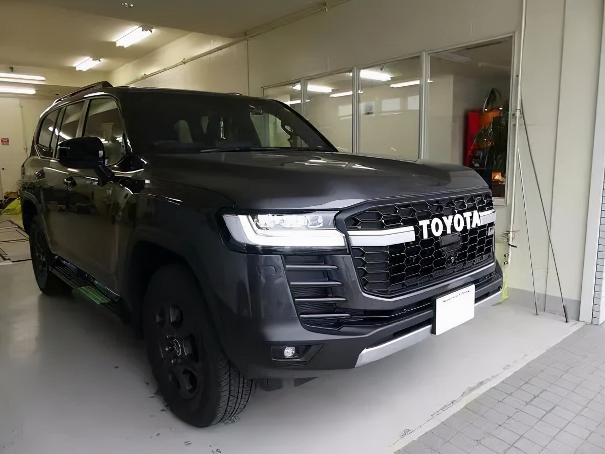 换掉原车JBL音响，丰田兰德酷路泽300升级声丽创音扬声器