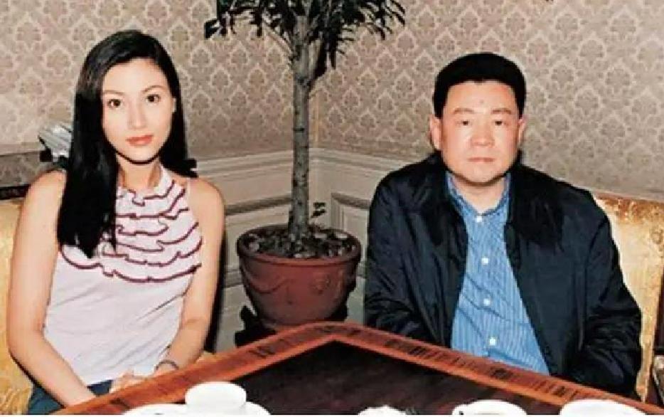 刘銮雄的炒股经历,刘銮雄是怎么狙击股市的