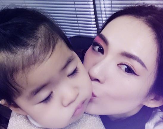 抖音网红年龄一直在变,抖音走红原因