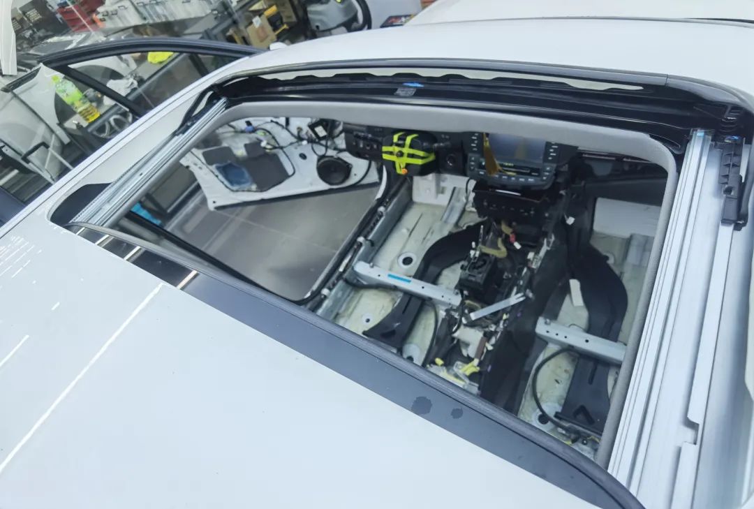 13代半皇冠底盘松散回炉重造,十三代皇冠彻底整备