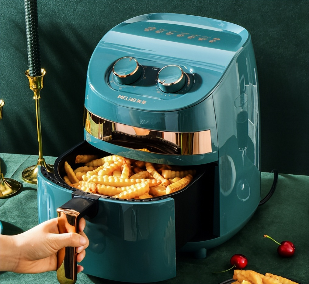 苏泊尔空气炸锅甄选,东方甄选黑椒肠空气炸锅