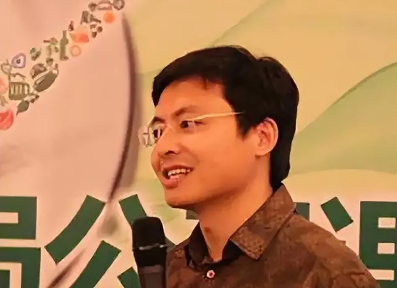 2001年高考满分作文赤兔之死译文,2001江苏满分作文赤兔之死谁写的