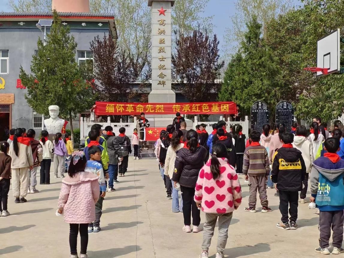 传承红色基因清明祭英烈诗词朗诵,清明祭先烈诗词集锦