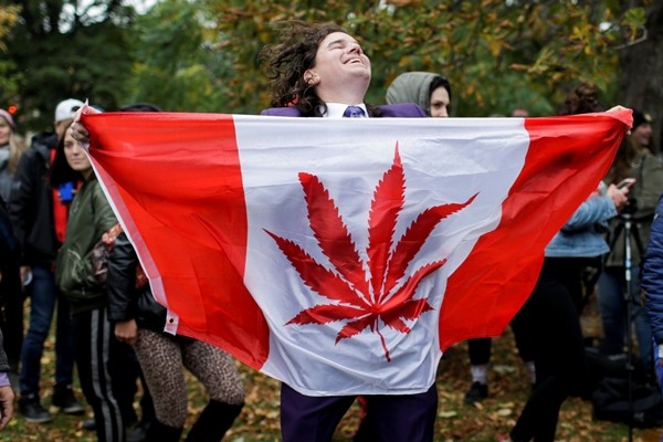 加拿大抗疫措施升级,加拿大安省防疫将出新规