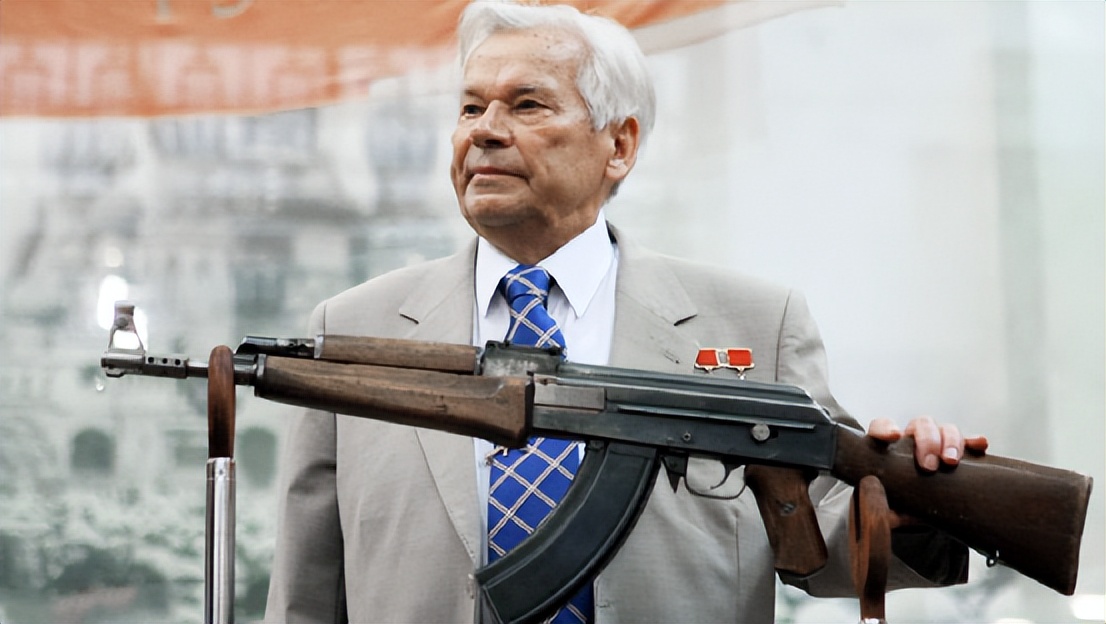 刚刚进队伍的新兵发武器吗,刚入伍的都配发什么枪