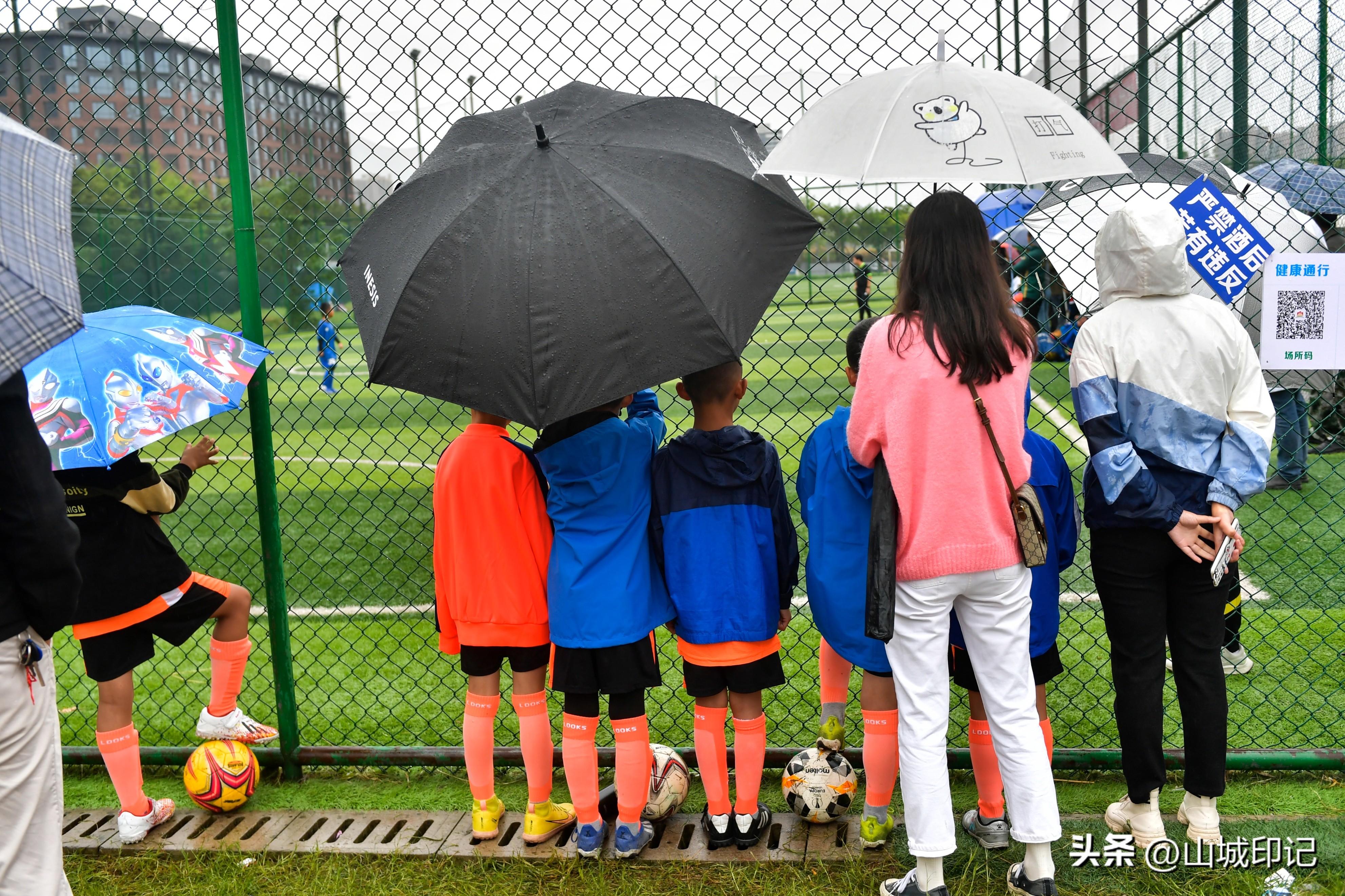 国庆不出重庆自驾游4-5天带小孩,国庆假期不外出在家陪孩子