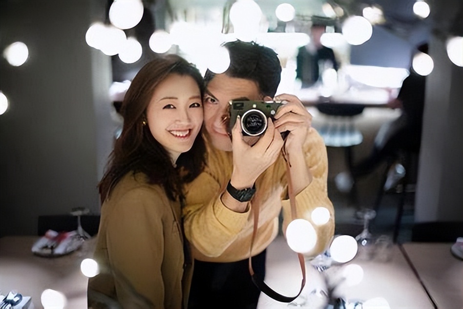 性别保密！TVB小花怀孕第4个月已明显见肚，已知男女但仍未要公开