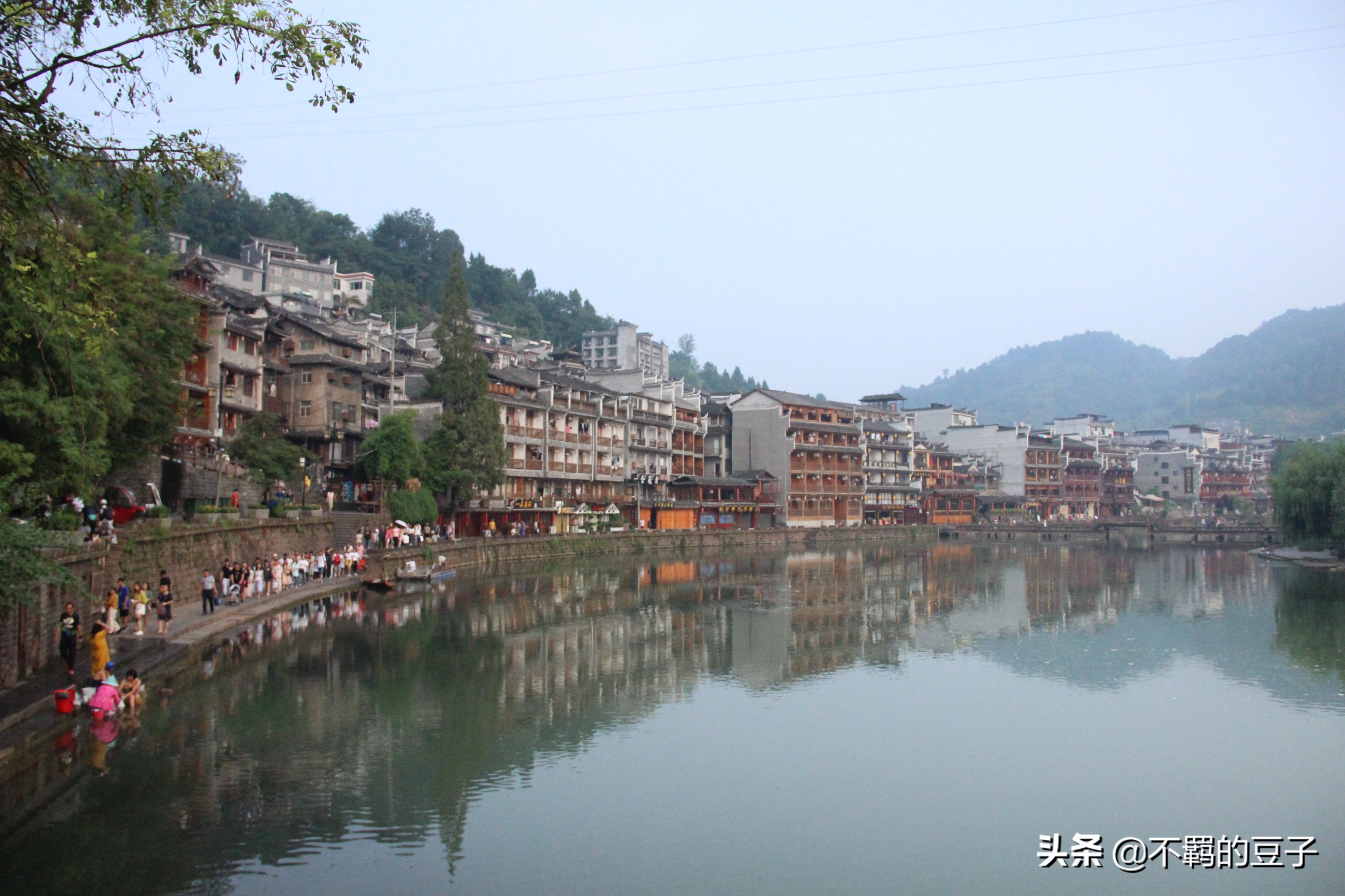 凤凰古城离黔东南多远,黔东南州到凤凰古城多少公里