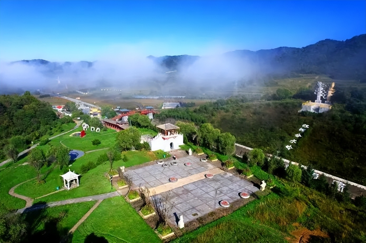 夏天游玩路线,夏天旅游最佳路线推荐