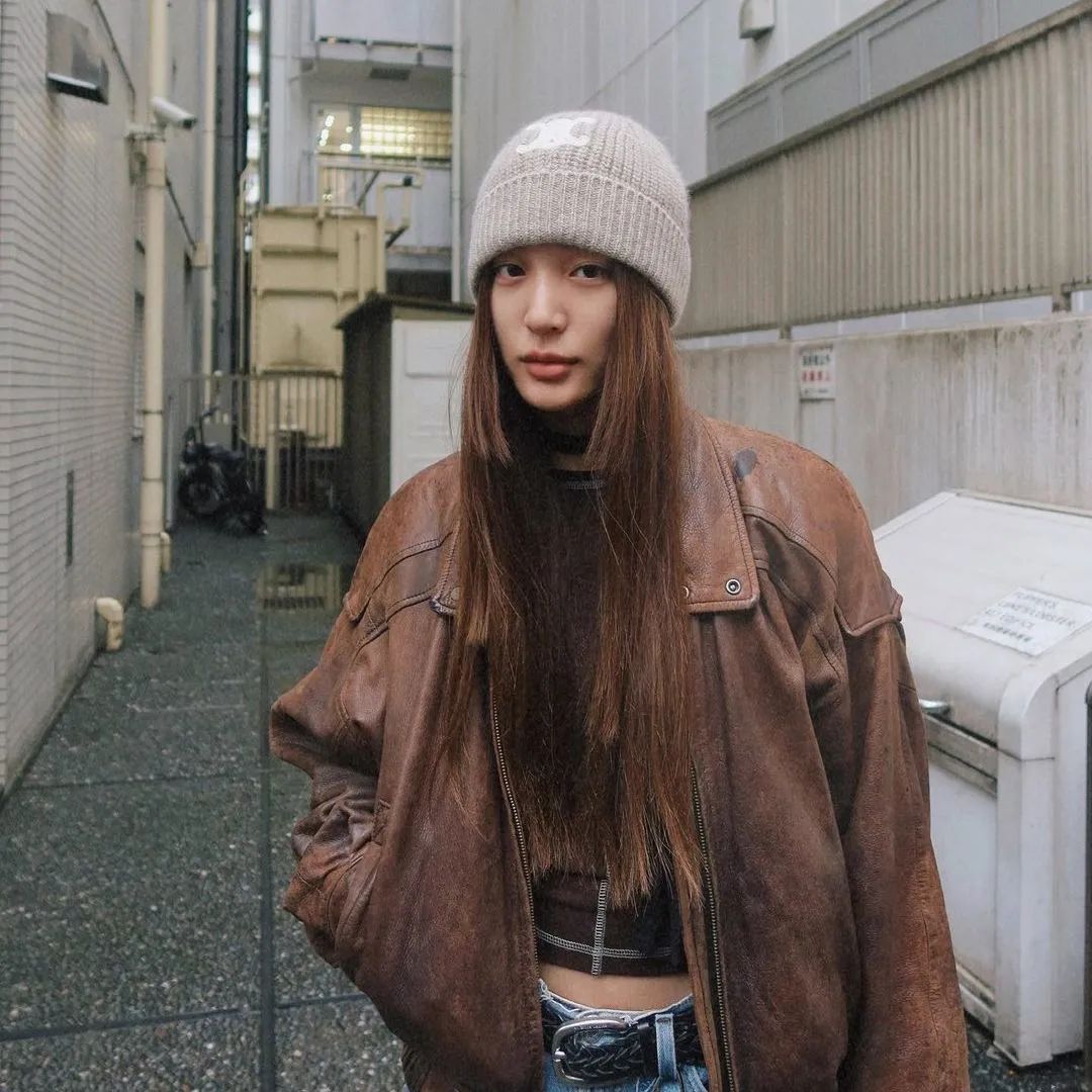 jennie最新编发,jennie同款彩带编发教程