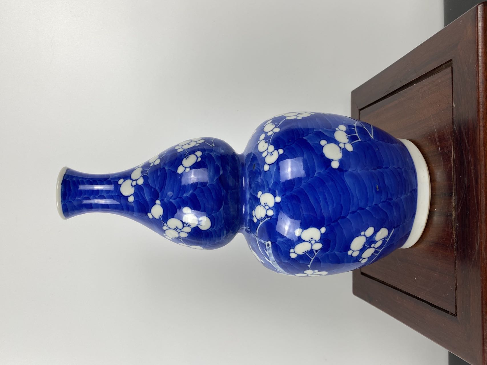 清冰梅瓷器,冰梅瓷器有没有官窑款式