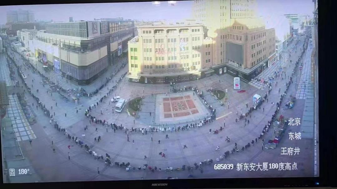 冰墩墩风靡全球，国外网友如何评价冰墩墩？