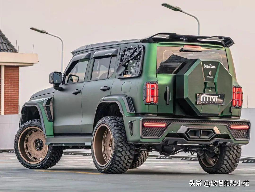 火星特别版“坦克300”现身，个人设计的巅峰之作，比奔驰G还霸气