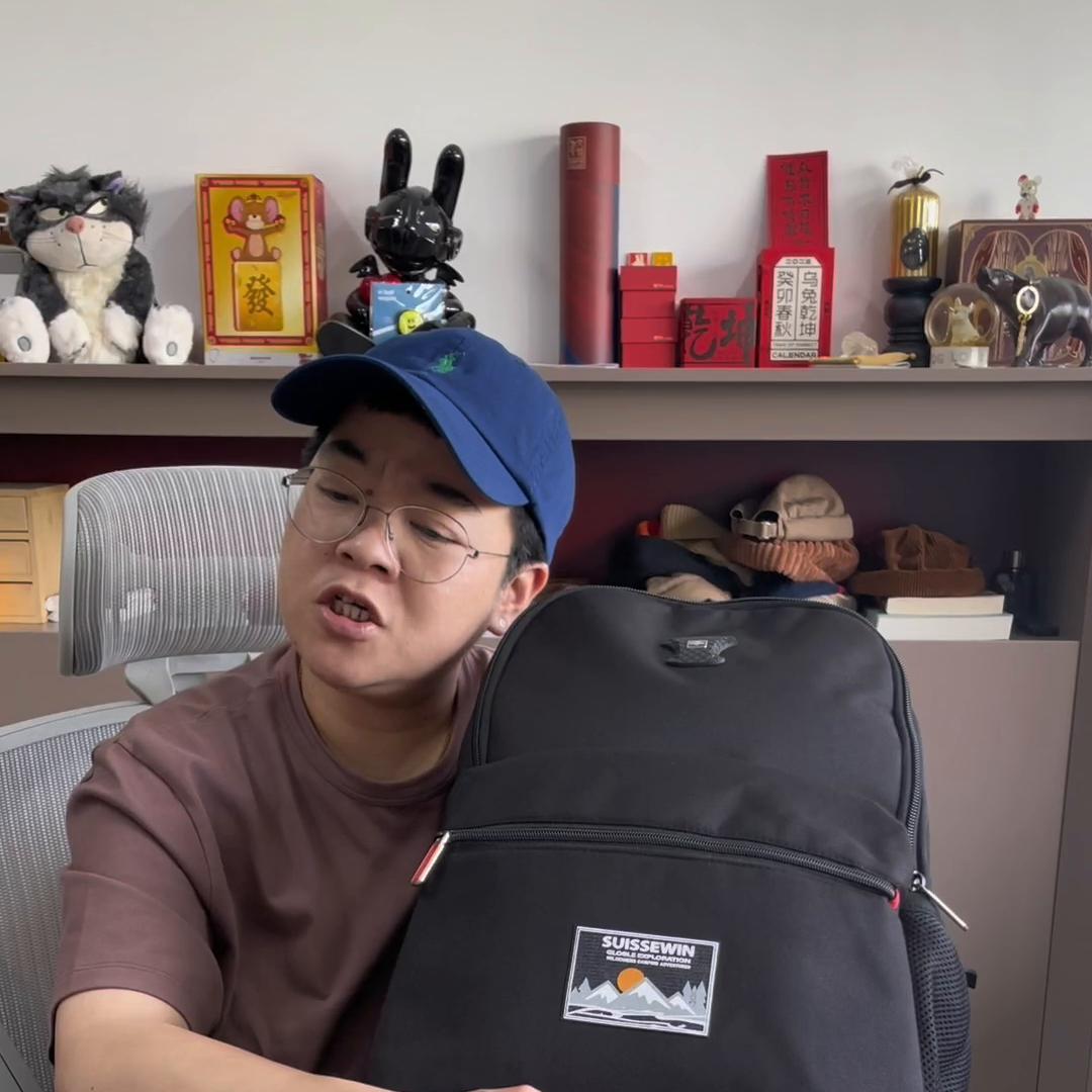 对于包，领导想和大家说的！继续我们的路，品质生活好货不...