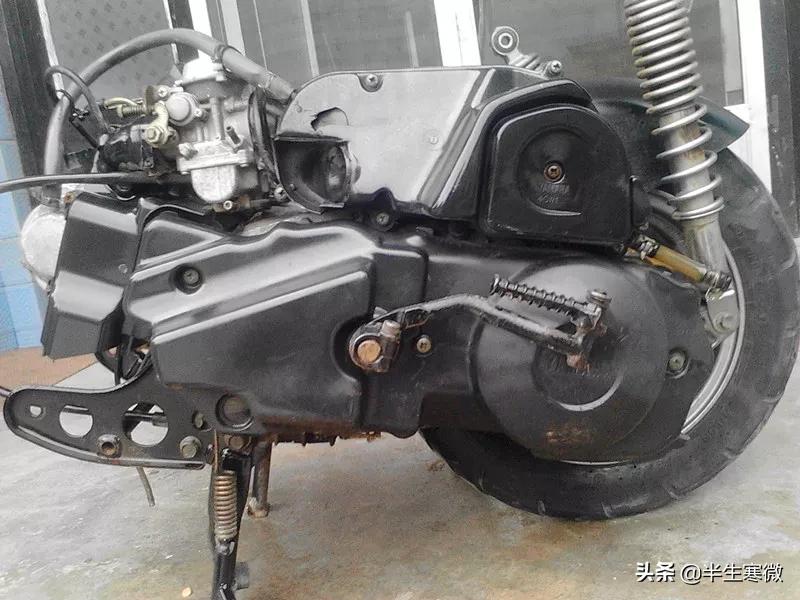 雅马哈凌鹰125多少公里才会烧机油,雅马哈凌鹰125踏板油耗高怎么办