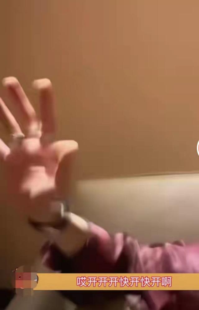 代言螺蛳粉的男星,卖螺蛳粉网红男扮女装好几个人