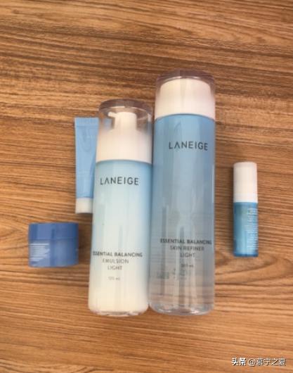 悦诗风吟和兰芝水乳哪个好用,兰芝水乳和悦诗风吟水乳哪个好用