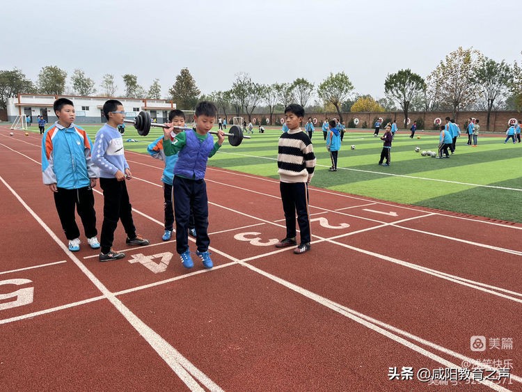足球社团活动简介,绿茵逐梦小学生校园足球联赛