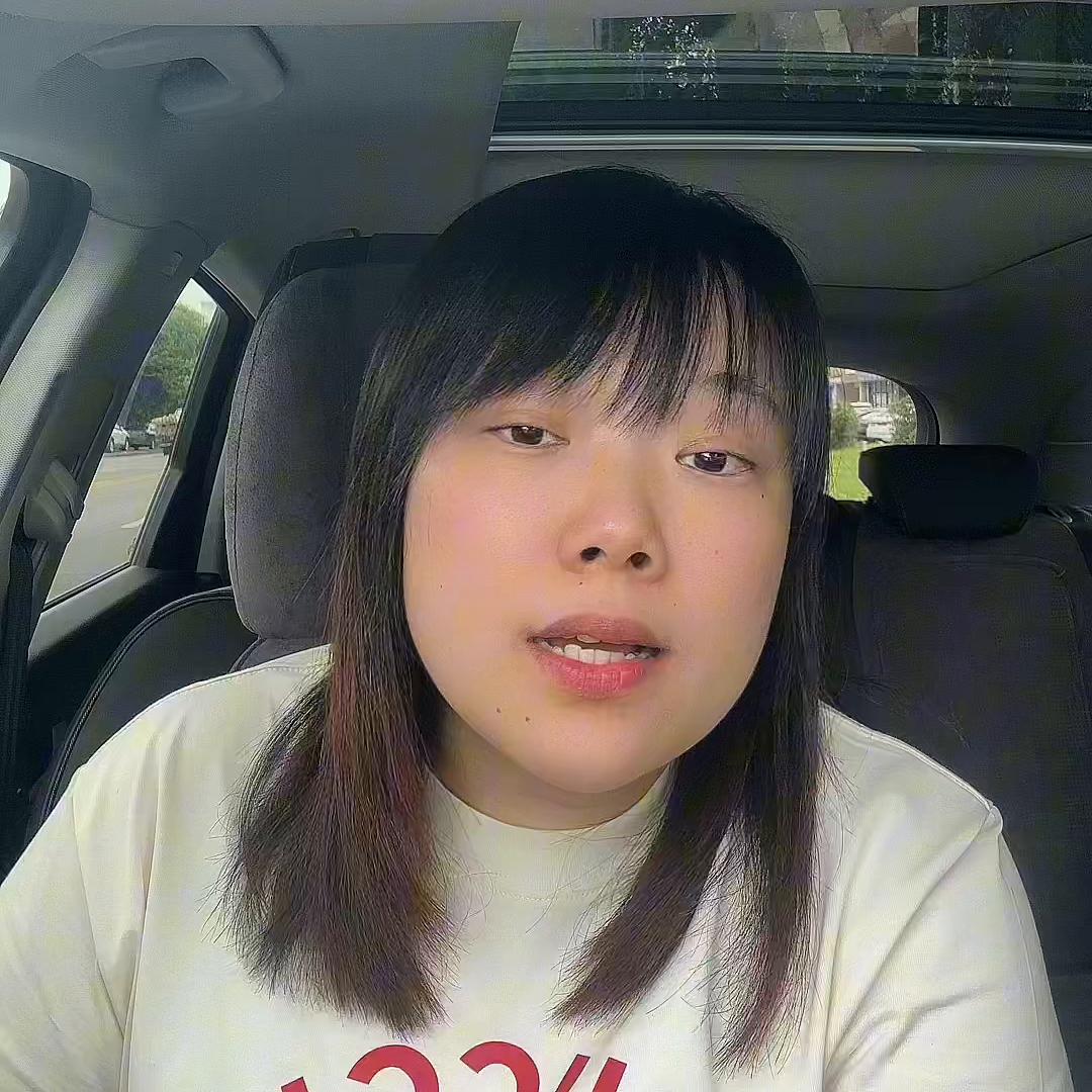 1.本质上就不是一个群下的单,截图是交流群是两个轮的骑...