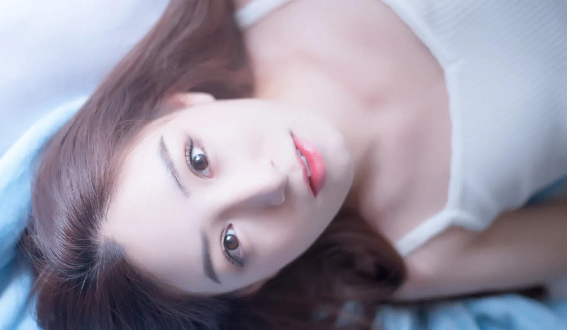 高情商微信跟女生聊天开场白,主动找女生聊天的开场白有哪些