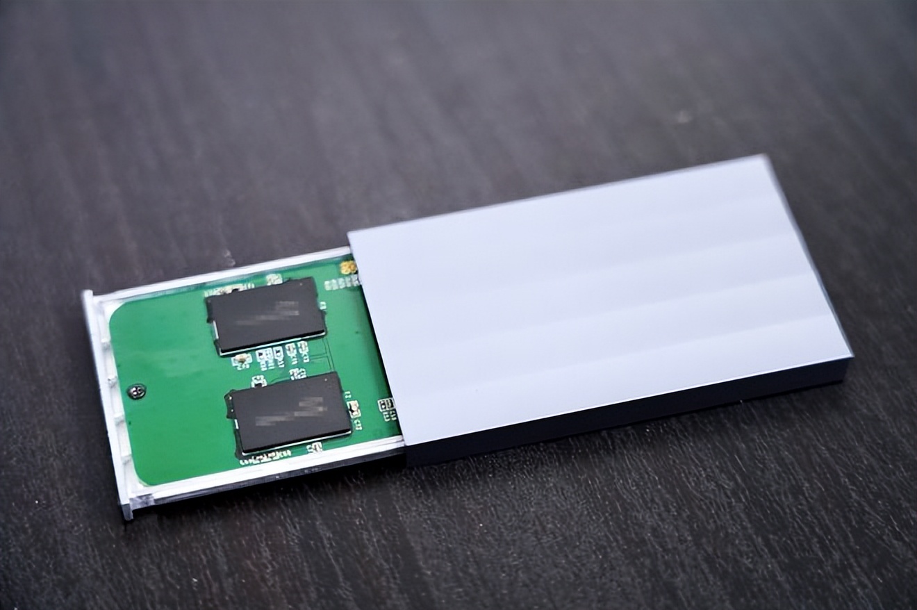 小米1tb移动固态硬盘存储颗粒,小米移动固态硬盘1TB拆解测试