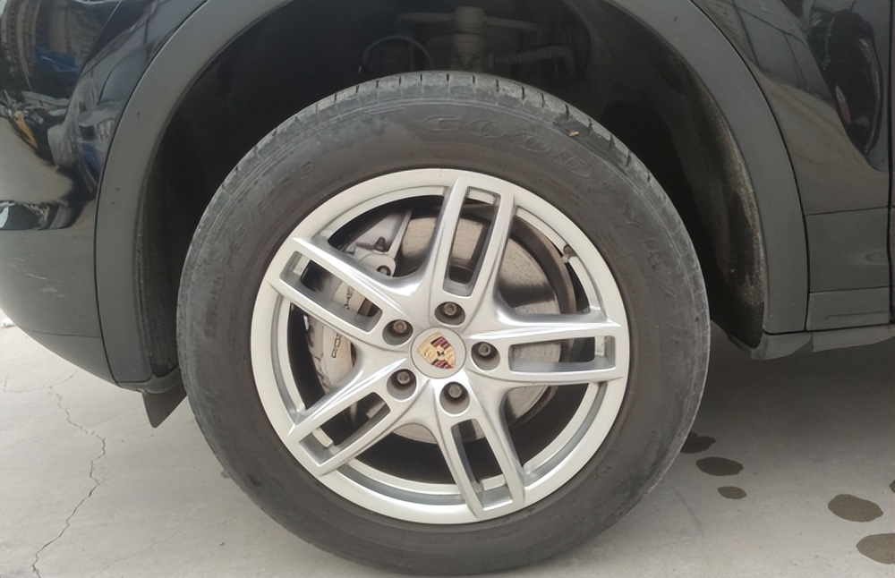 几万块老款卡宴,老卡宴几万块