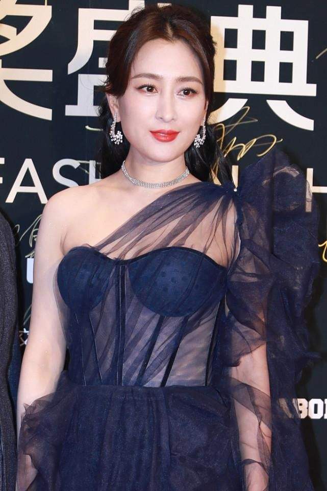 娱乐圈的真实姐妹情你get到了吗,娱乐圈最感人的姐妹情