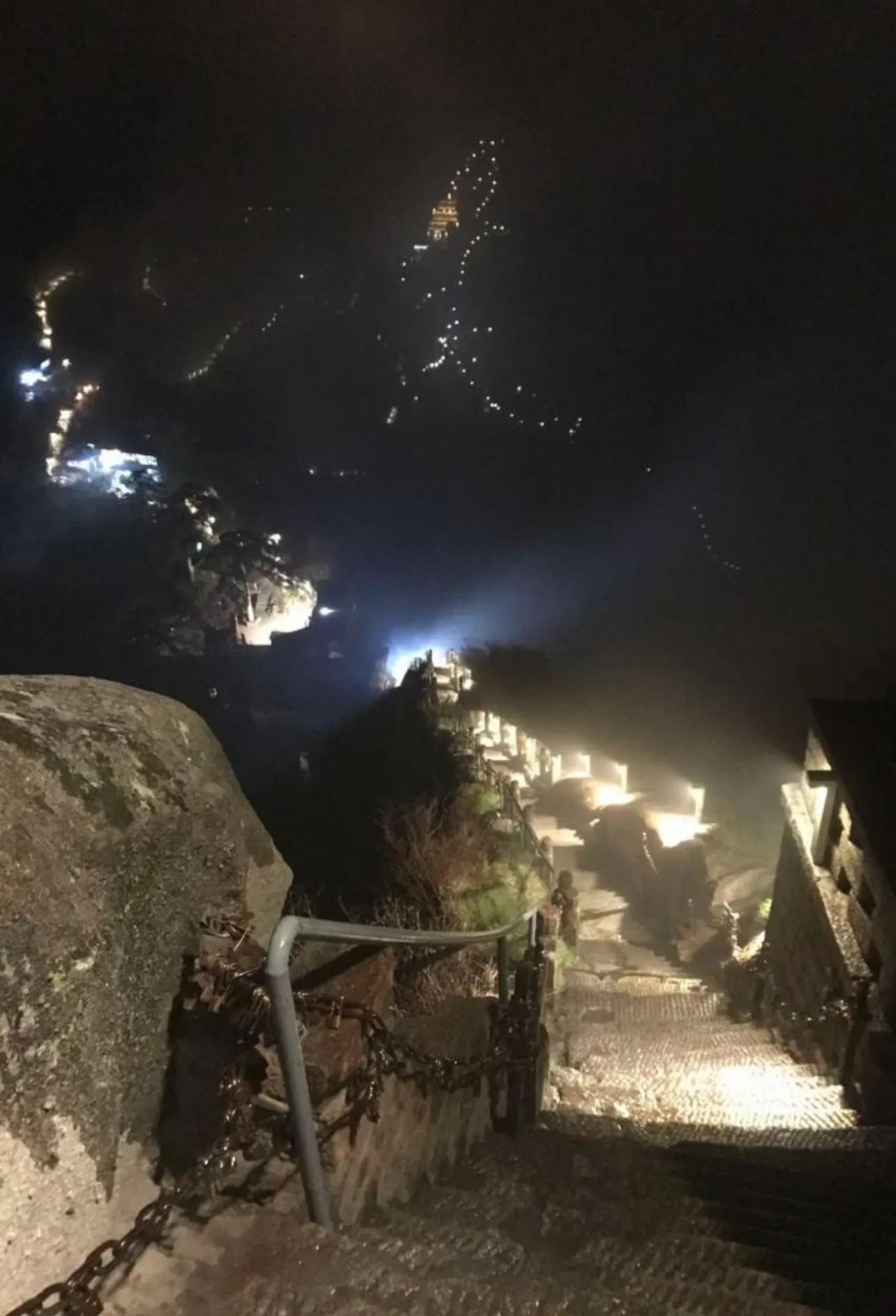 华山攻略一日游不看日出上下索道,华山旅游索道游览哪条最好最轻松