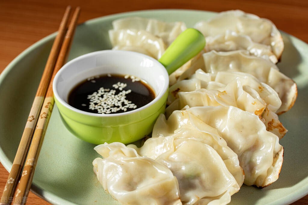 酱油吃多了会变黑真的假的,酱油吃多了真的会长黑斑吗