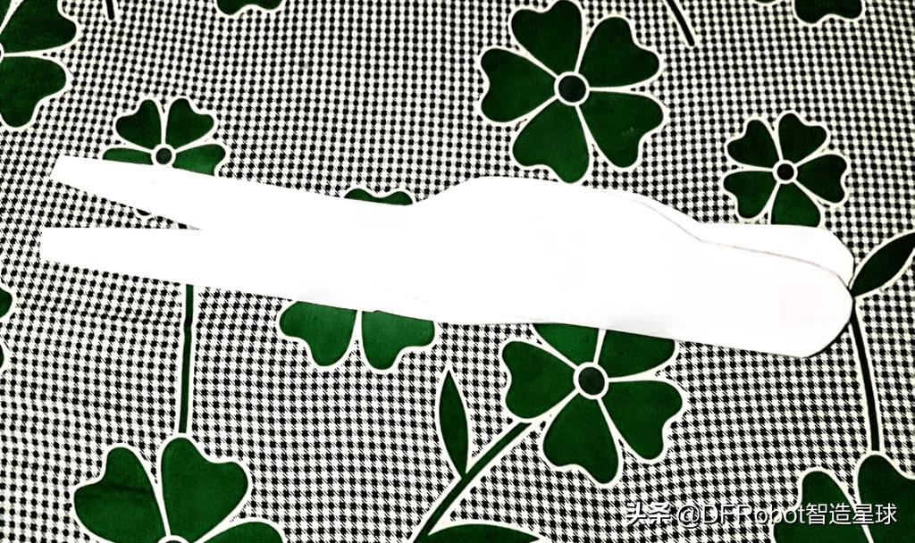 自制一架DHC-2海狸遥控飞机