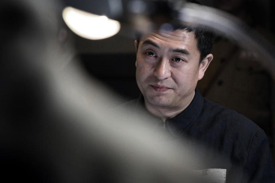 深渊257:方城很后悔说出了她的身世,想不到接电话的人会是他