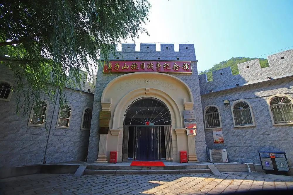 打造党员教育培训新阵地,扎实推进党员教育培训的经验做法