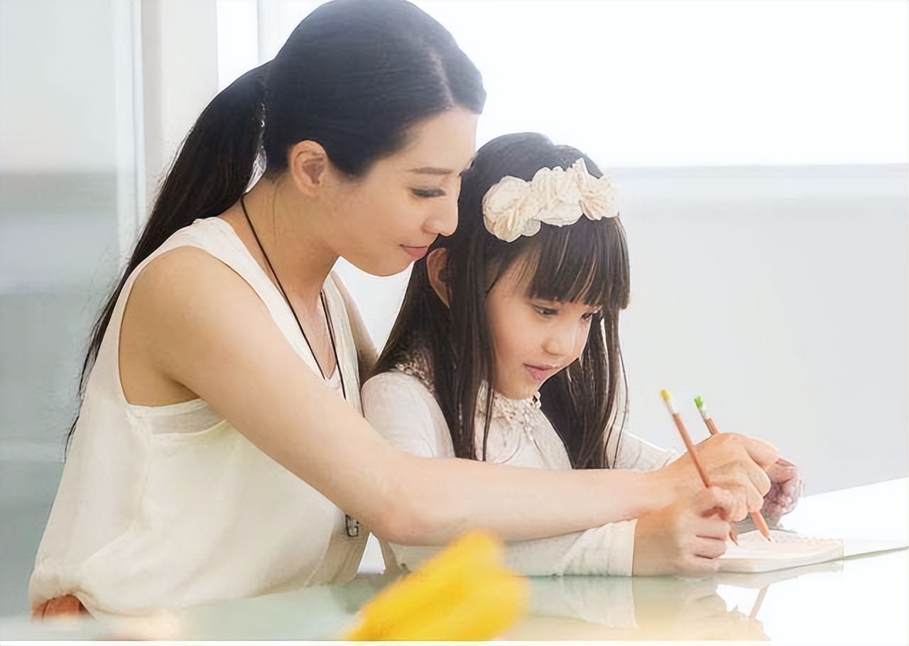 夫妻什么血型会生出o型血的孩子,夫妻俩人o型血生什么血型的孩子