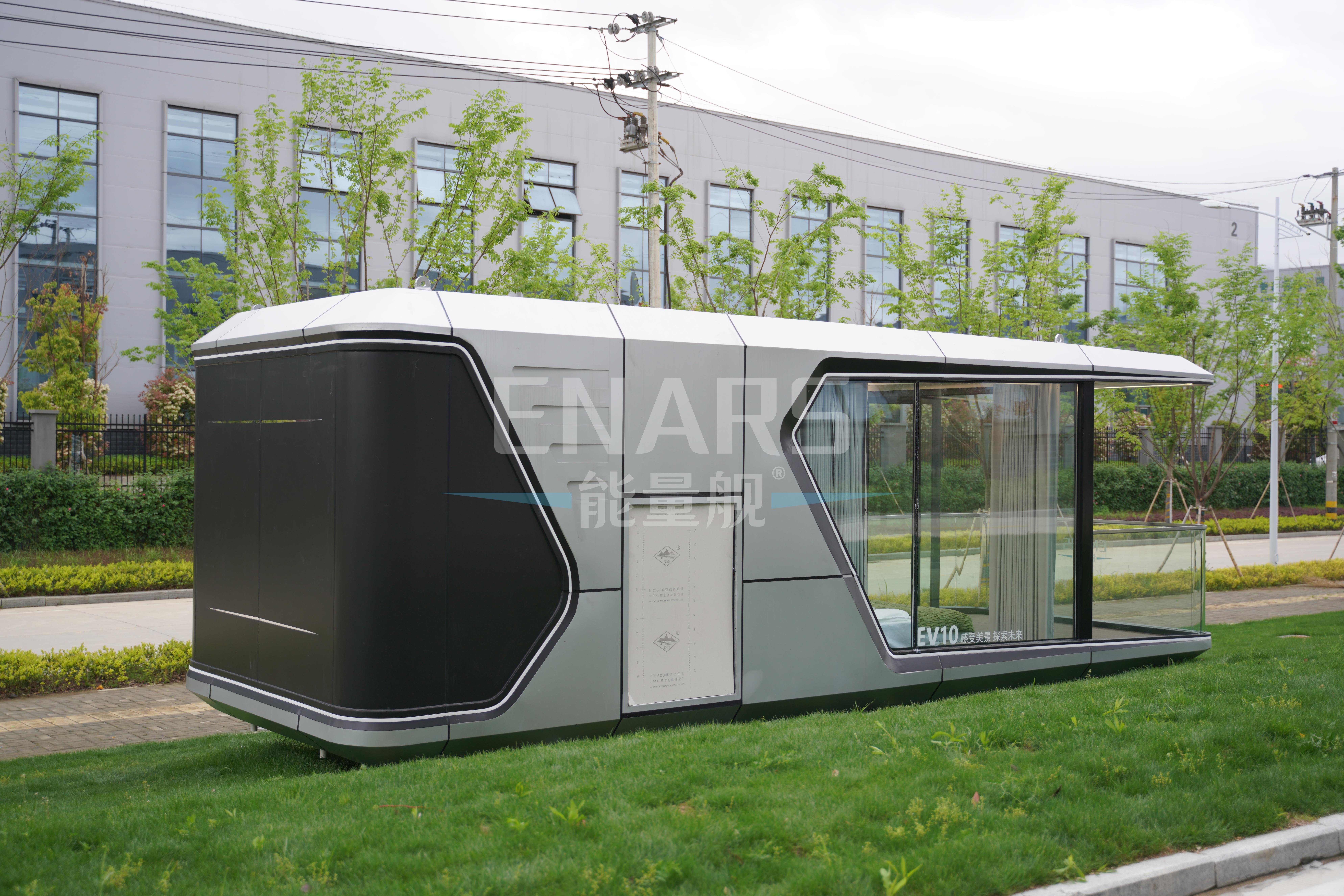 可移动太空舱民宿能量舰EV10助力深入推广“智能化旅居理念”