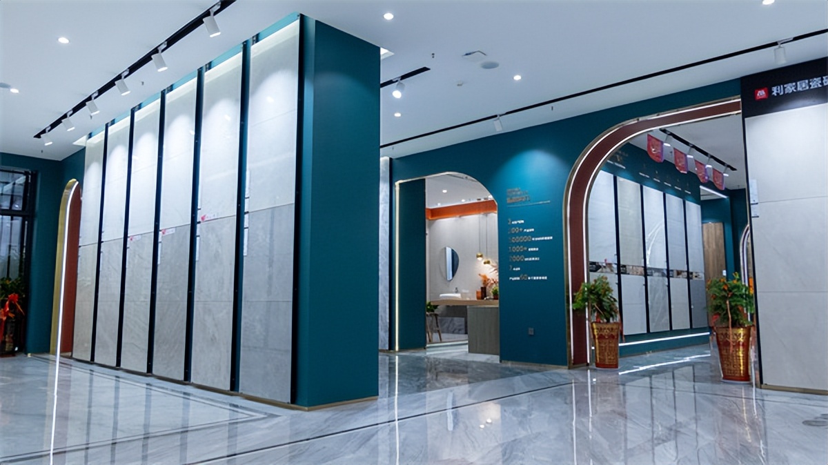 9月19日，利家居瓷砖莆田店璀璨盛启