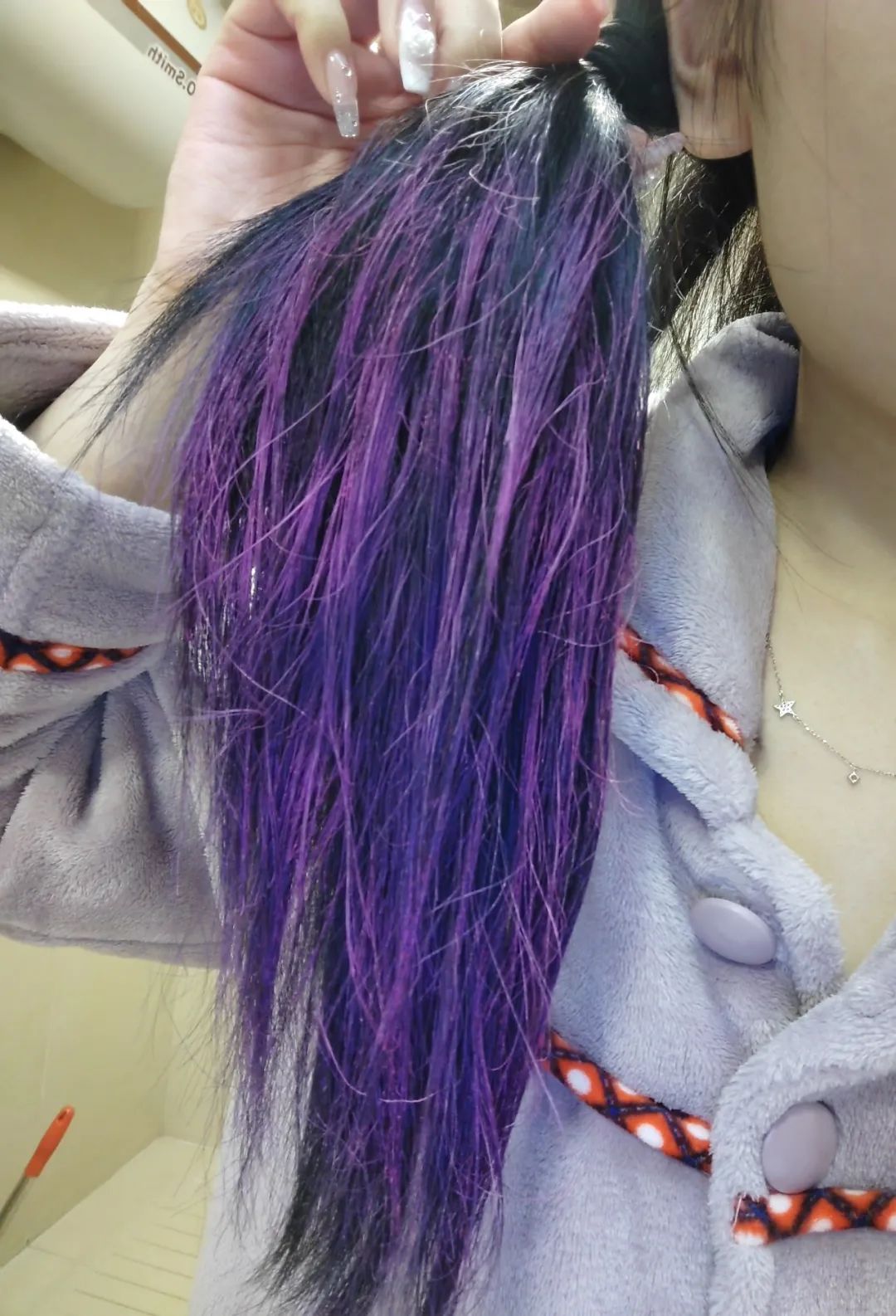 花100元买名创优品,花50元去名创优品买文具