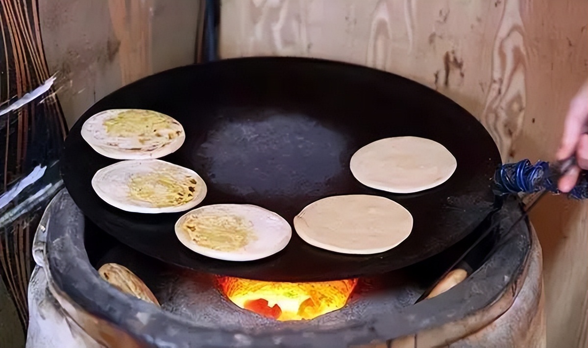 成都到青岛自驾游住宿攻略,成都旅游住宿攻略及费用