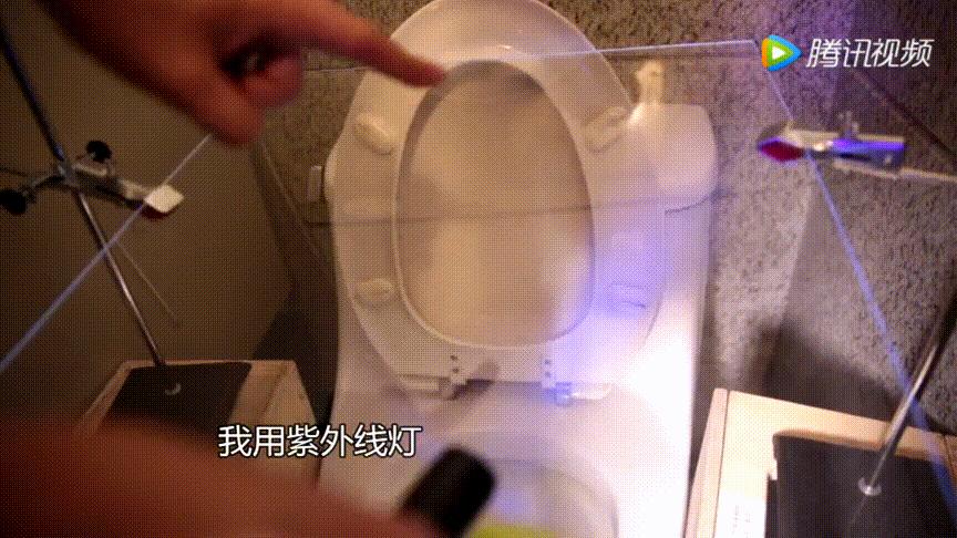 女性嫌马桶脏半蹲上厕所有危害吗,公厕蹲便器溅水会传染病吗