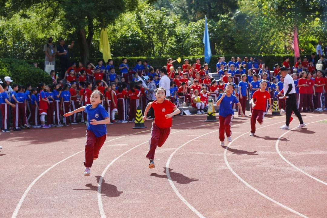 随县炎帝学校团队赴北京参会纪实