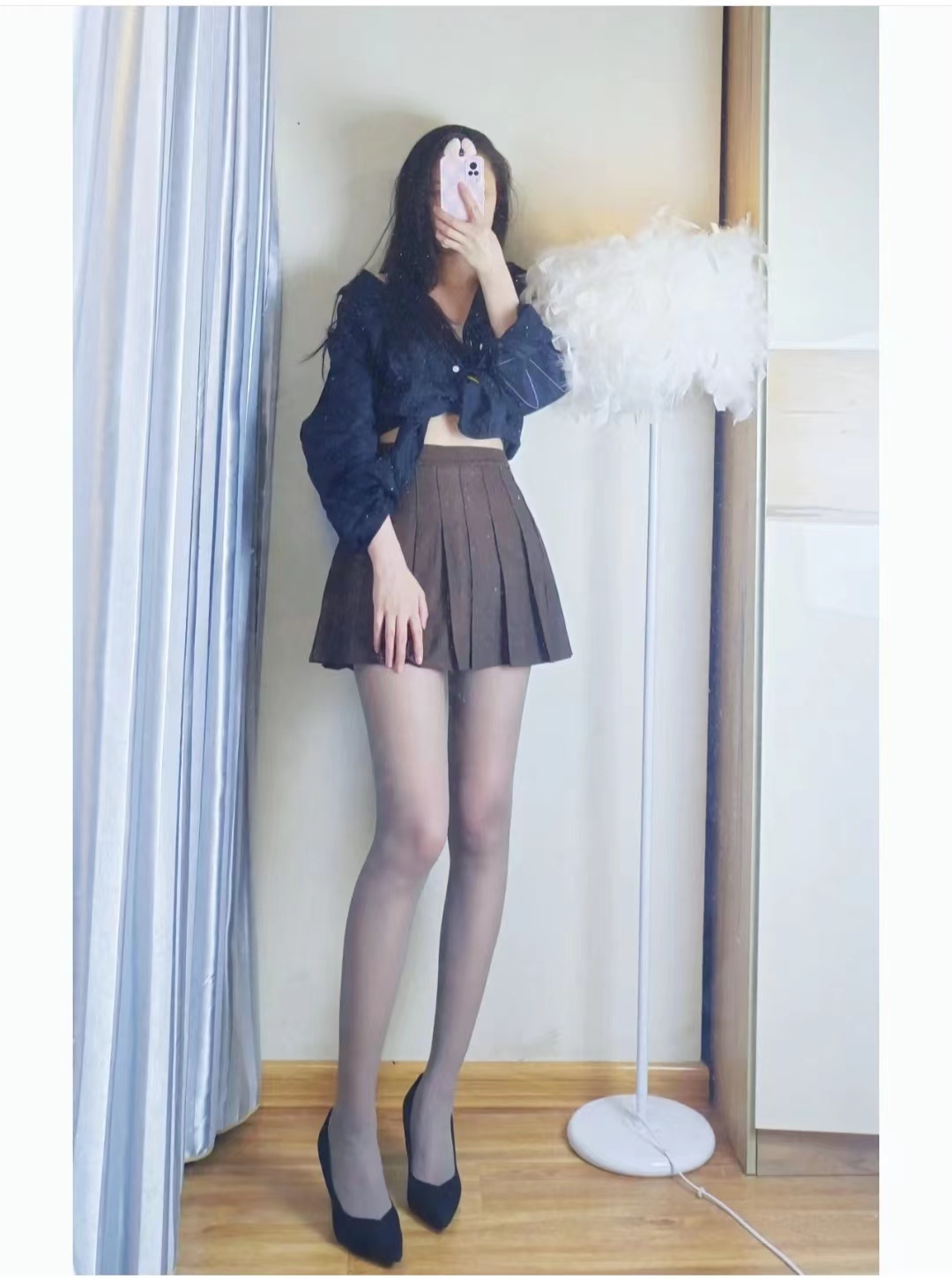 短款百褶短裙的10种搭配方法冬季,灰色短款百褶半身裙怎么搭配上衣