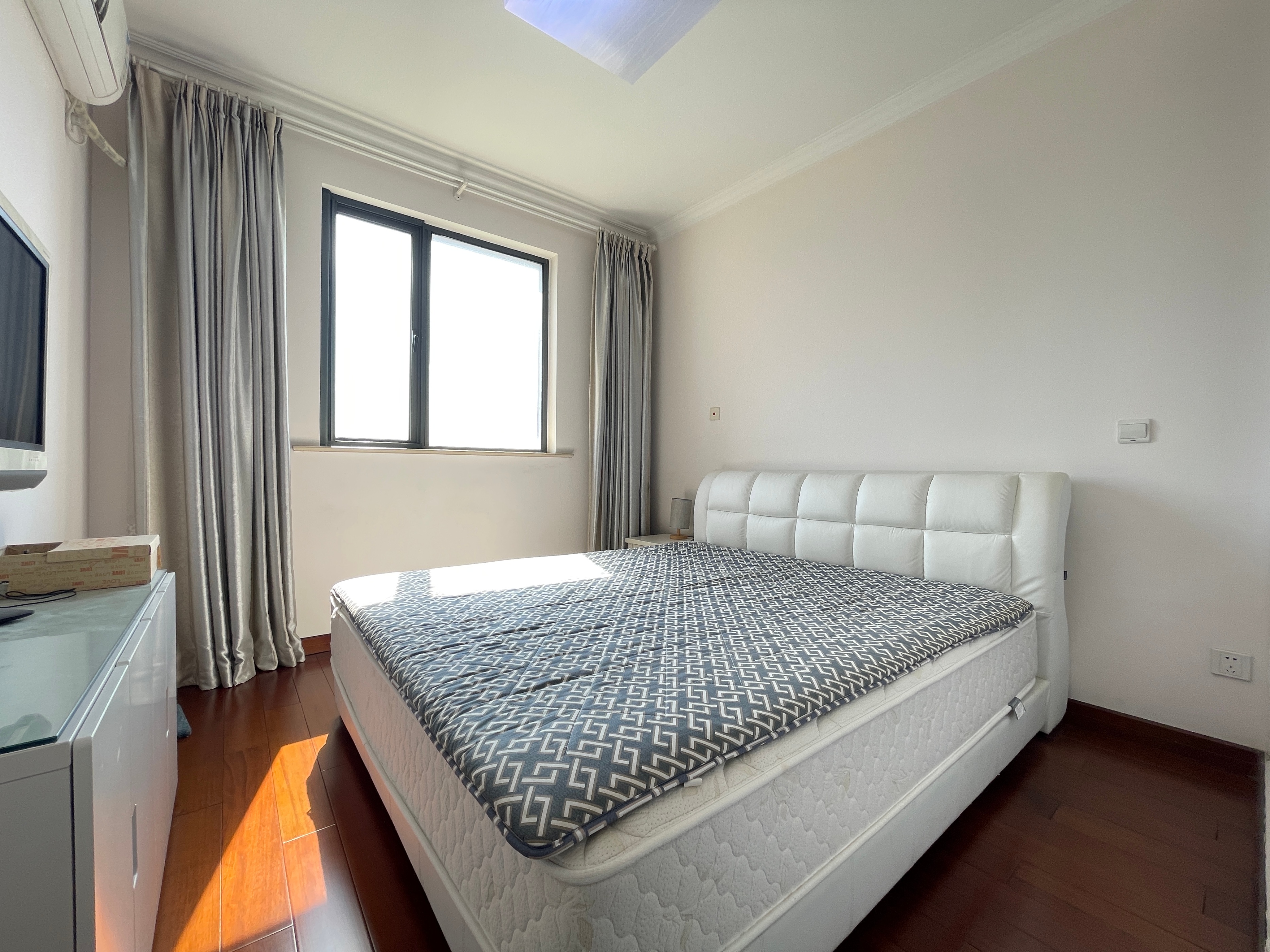 张江汤臣豪园四期50号楼房型图,张江汤臣豪园四期单间