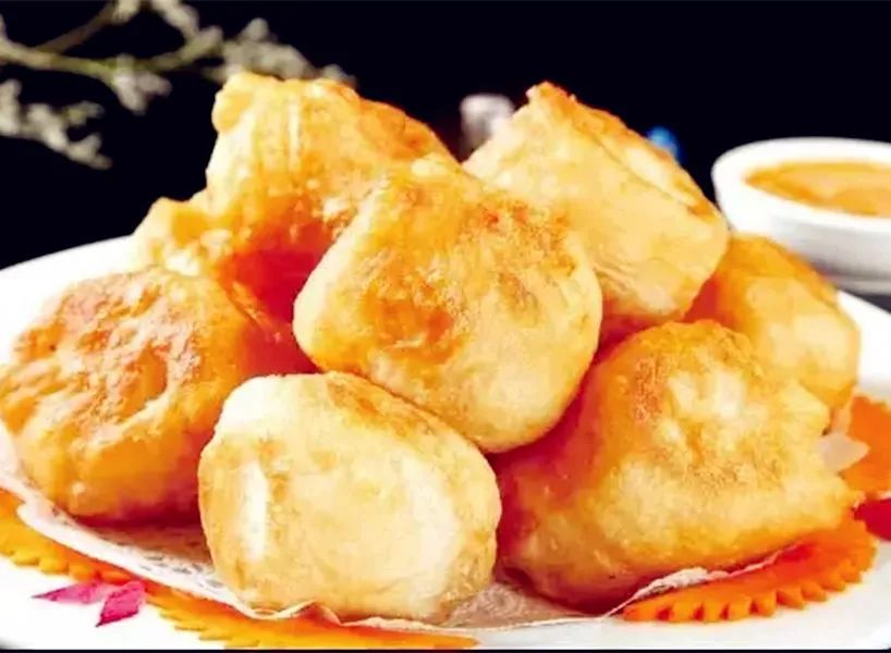 油饼子油酥,油条阿姨炸油饼的做法