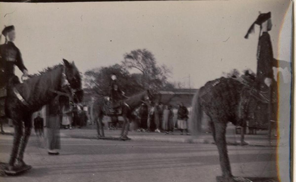 日军日记：*安妇慰**不服从管教，我很愤怒，用*刀刺**插入她的*体下**