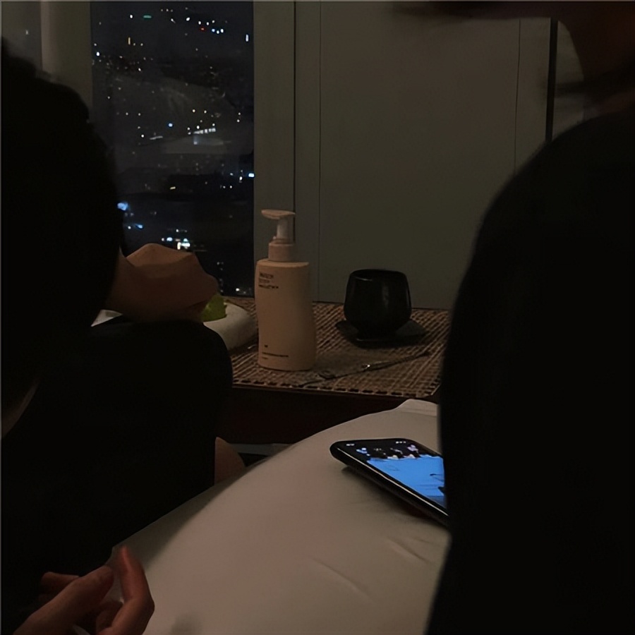 伤心时尽情流泪的图片,流泪的伤感图片