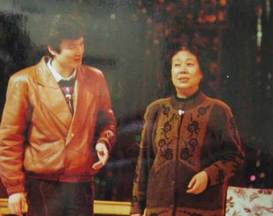 民工黄渤完整版苏九月,王家慧被雪村媳妇救了