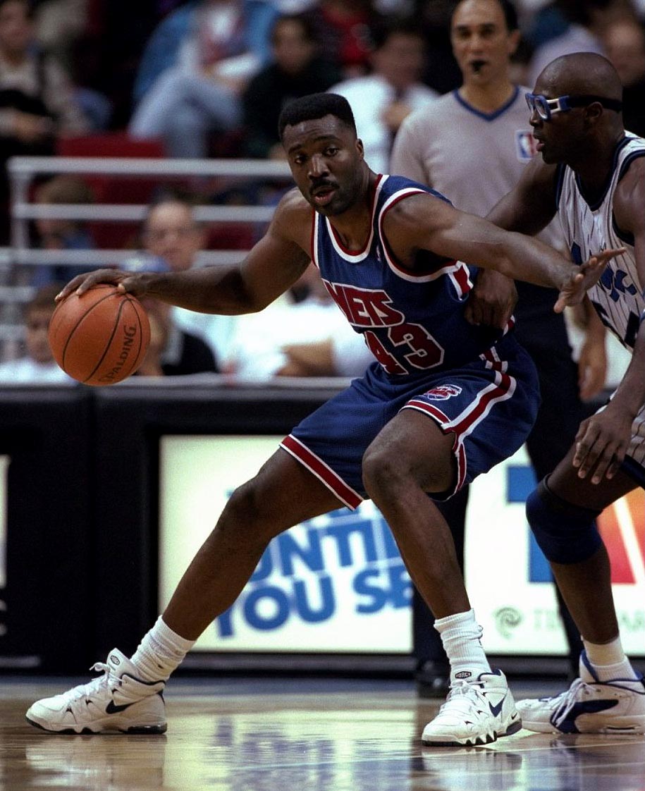 从控卫到中锋的球员,从后卫打到中锋的有谁