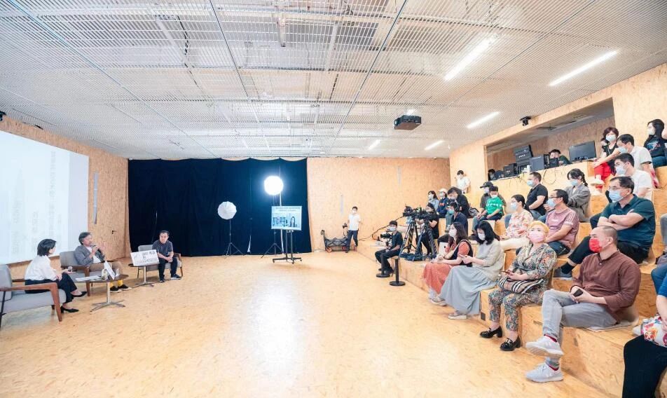 观塘观云|港疫情反弹公院或减非紧急服务；卡塔尔世界杯今晚开踢